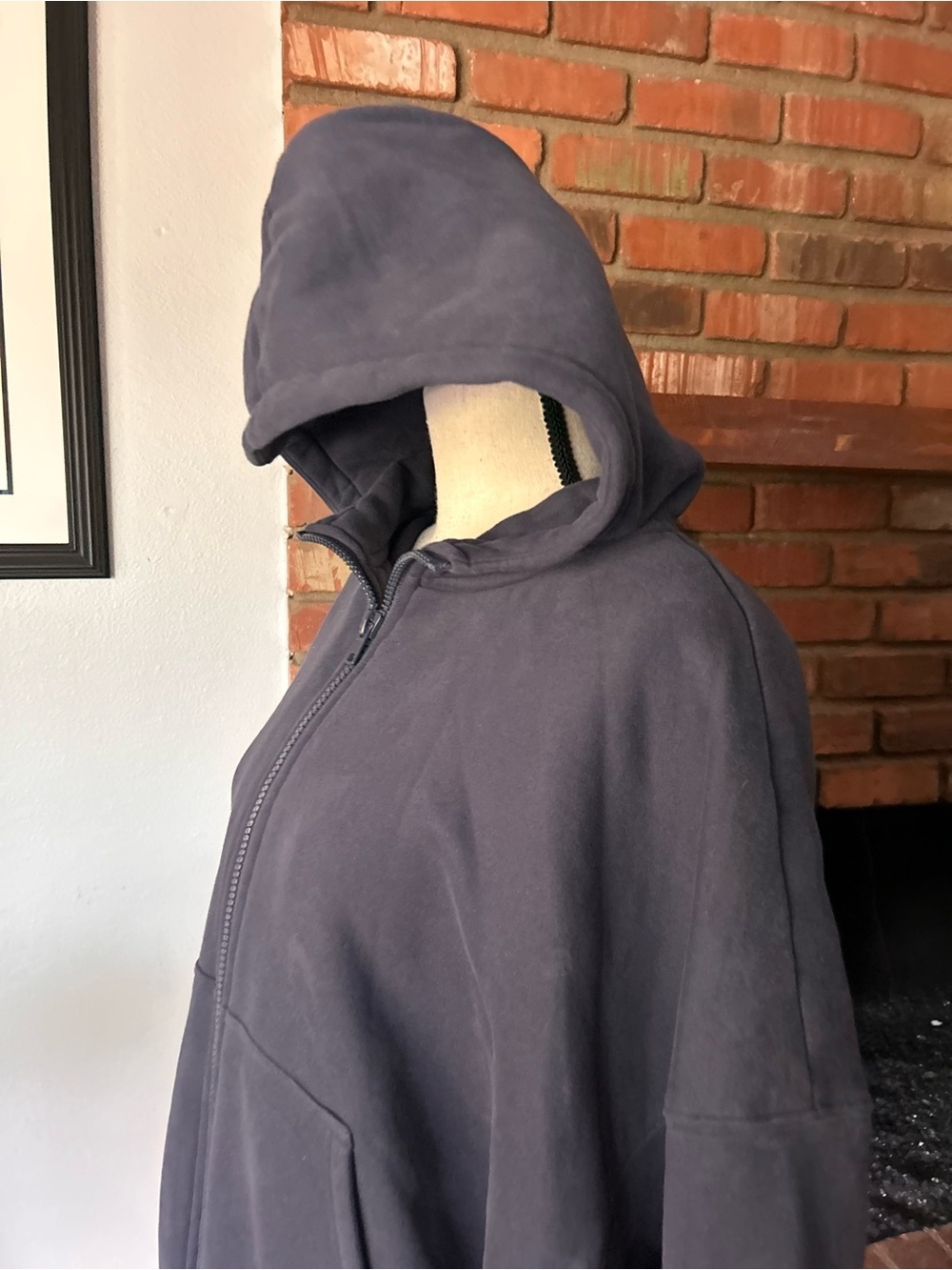 Comfrt Affirmation Zip Up Oversized Hoodie in Midnight Blue Sz XS - Picture 8 of 11
